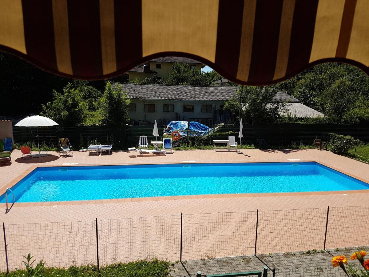 Appartamento Con Piscina In Lunigiana Arpiola Extérieur photo